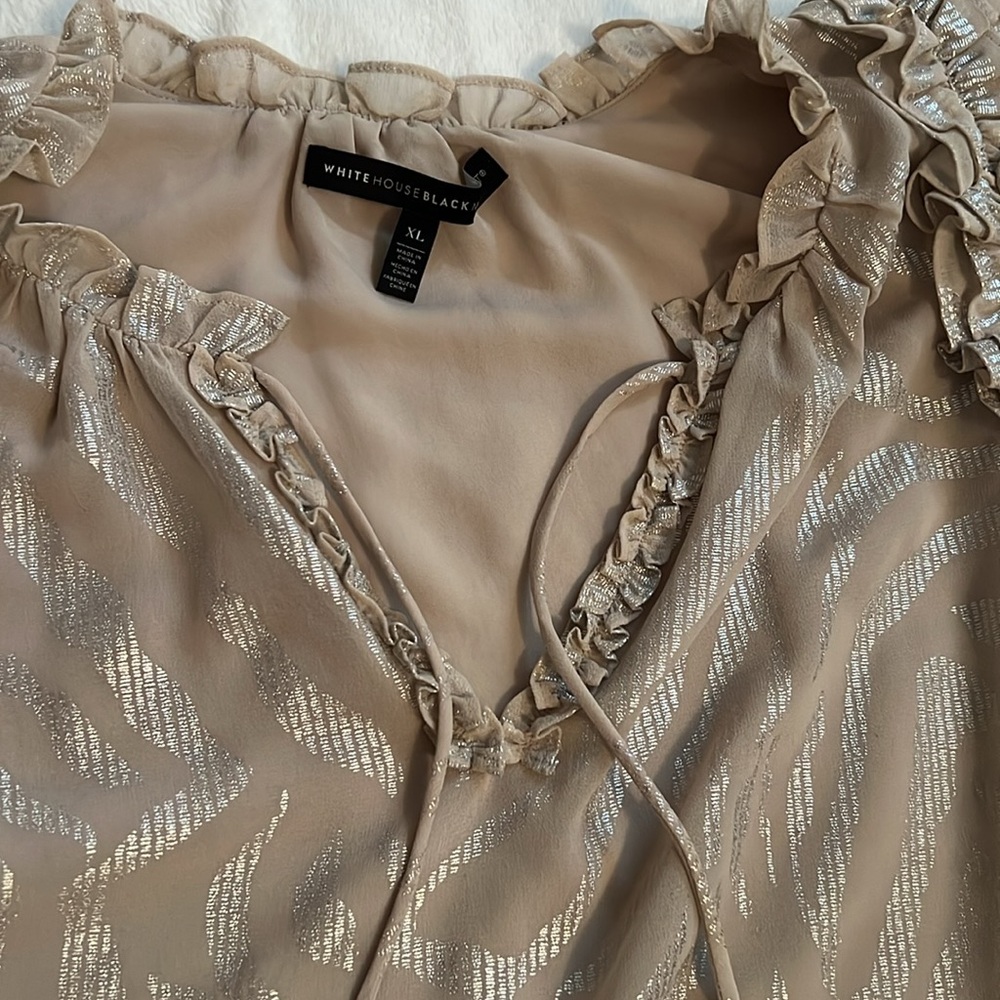 Cap sleeve/ sleeveless blouse - Picture 5 of 6